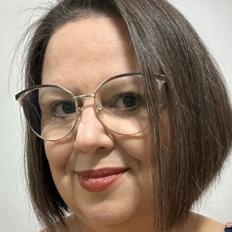 Rosana Aparecida de Paula, fundadora da Ikebana Corretora